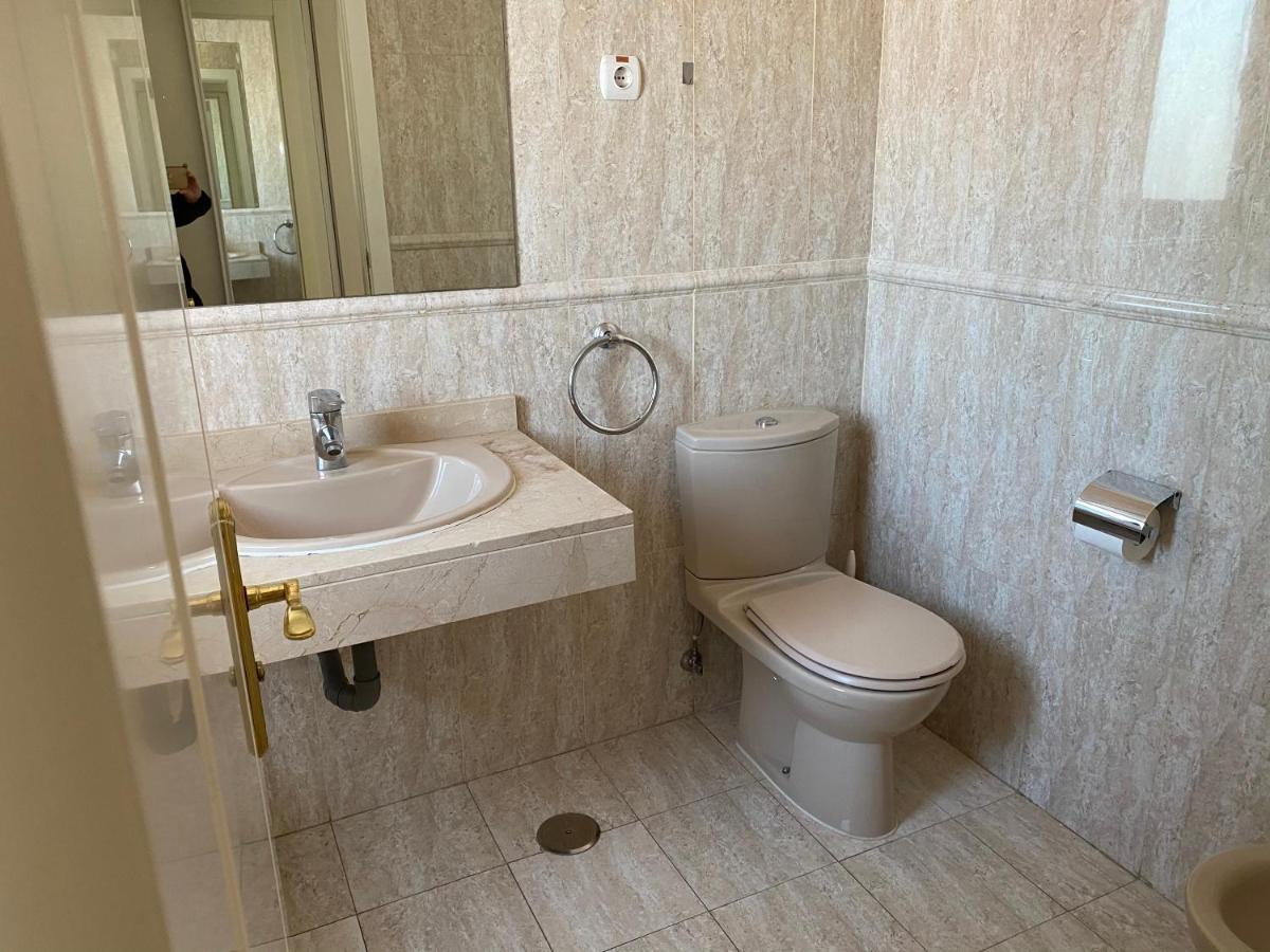 Apartment Madrid Barajas Eksteriør bilde